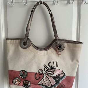Coach beach tote
